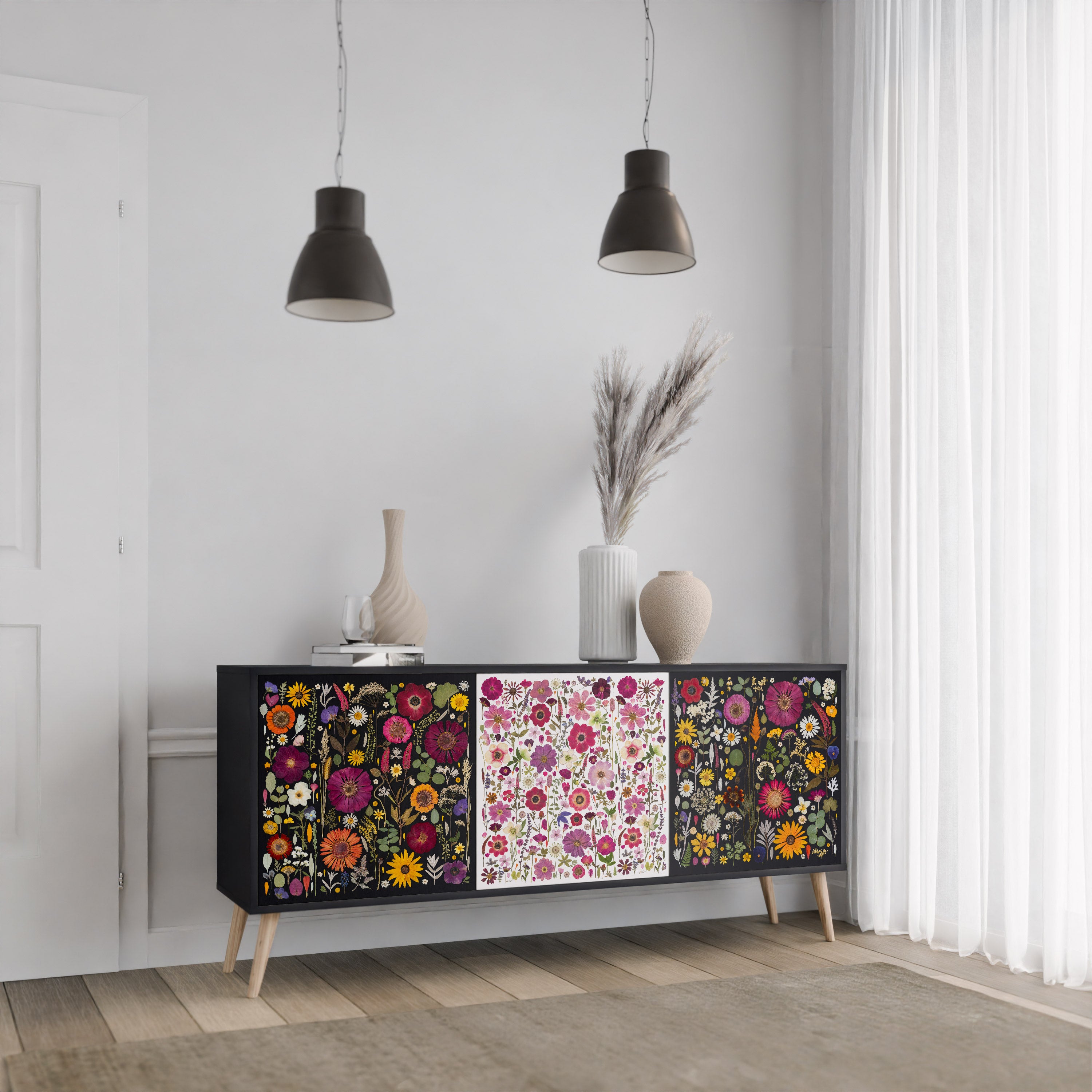 DAYNITE GARDEN Komoda 3-drzwiowa korpus Czarny