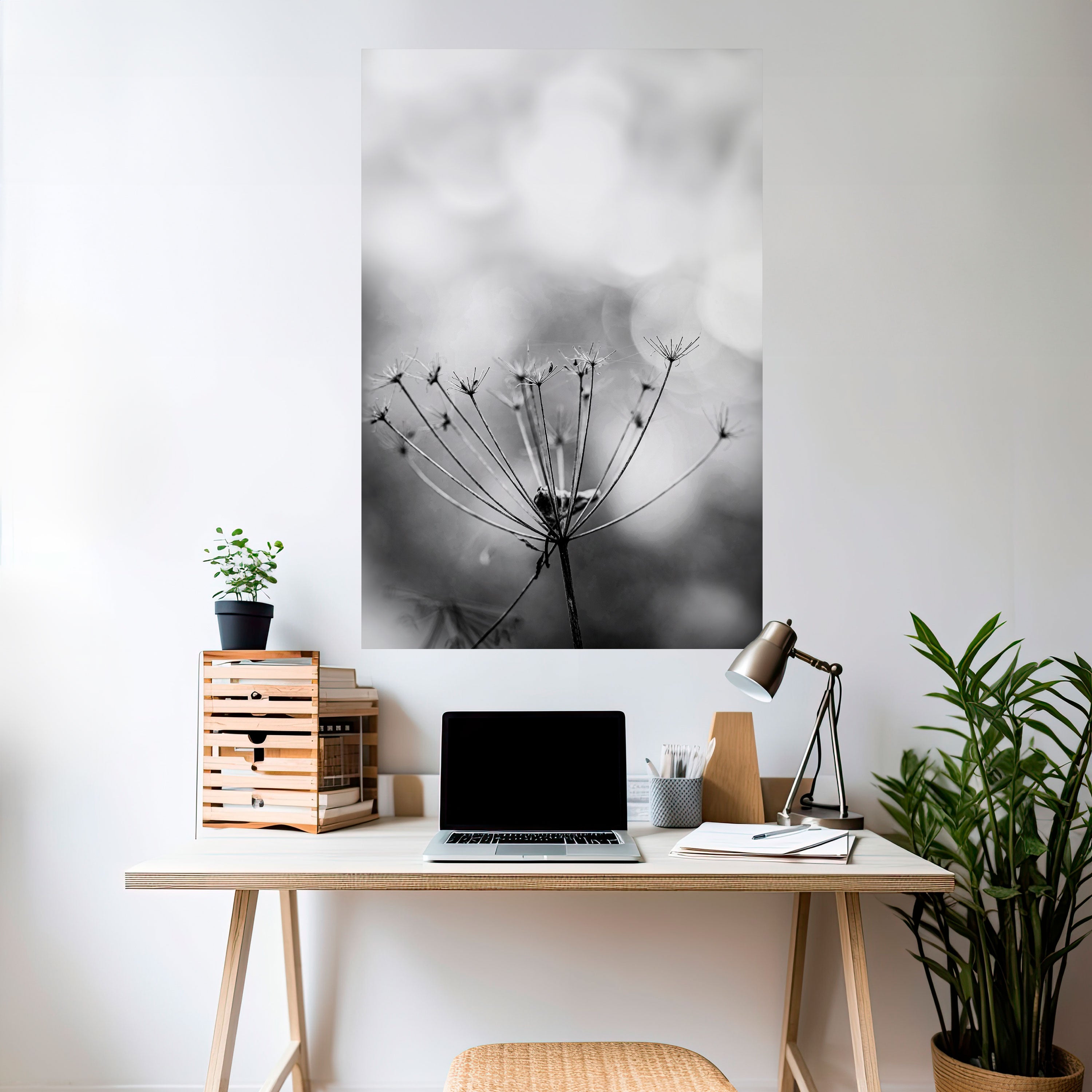 MINIMALIST BLOOM Naklejka/Plakat pionowy