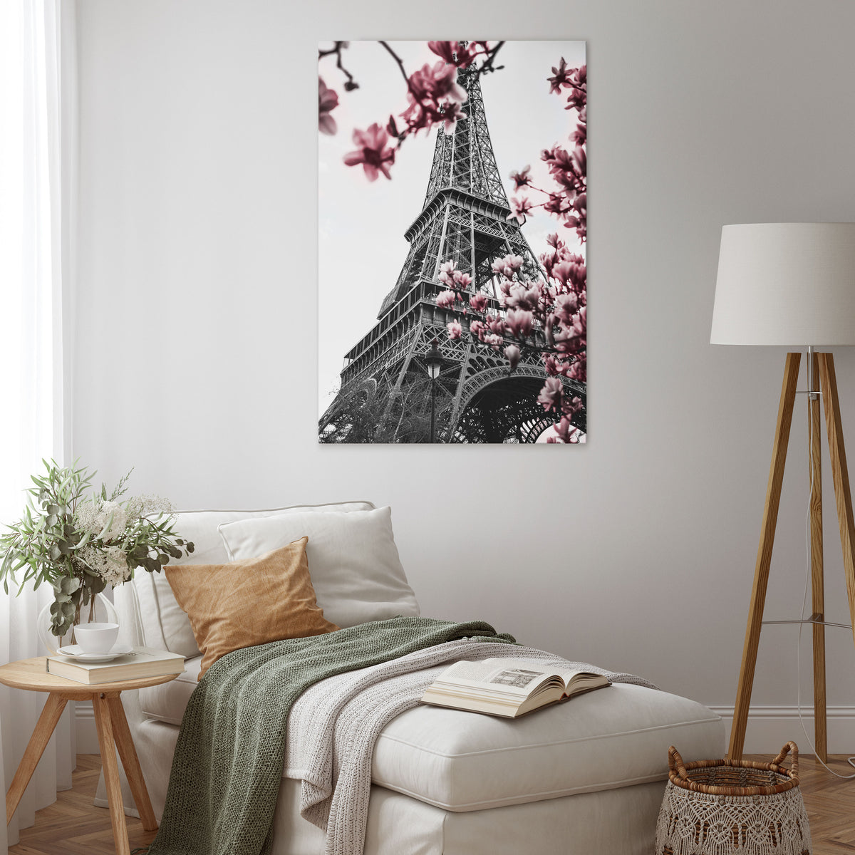EIFFEL IN BLOOM Pionowy obraz na płótnie