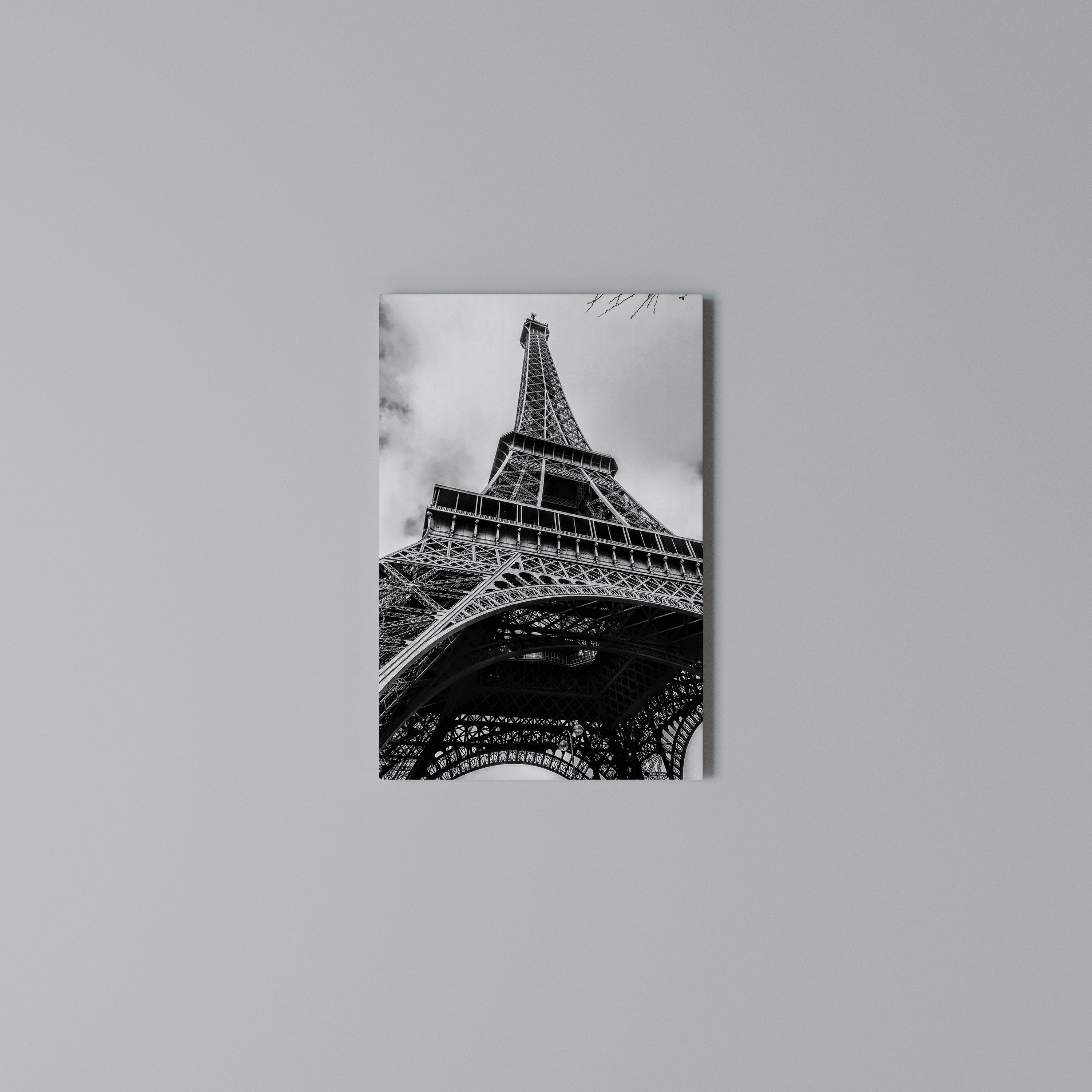 MONOCHROME PARISIAN ICON Pionowy obraz na płótnie