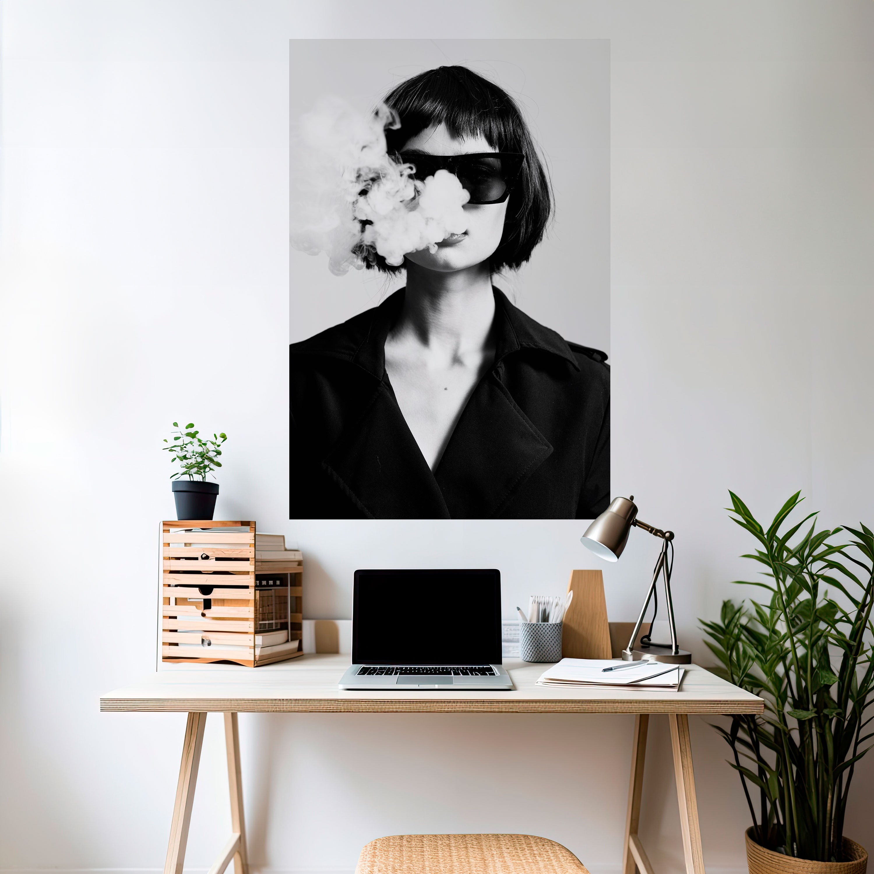 SMOKY BELLE Naklejka/Plakat pionowy