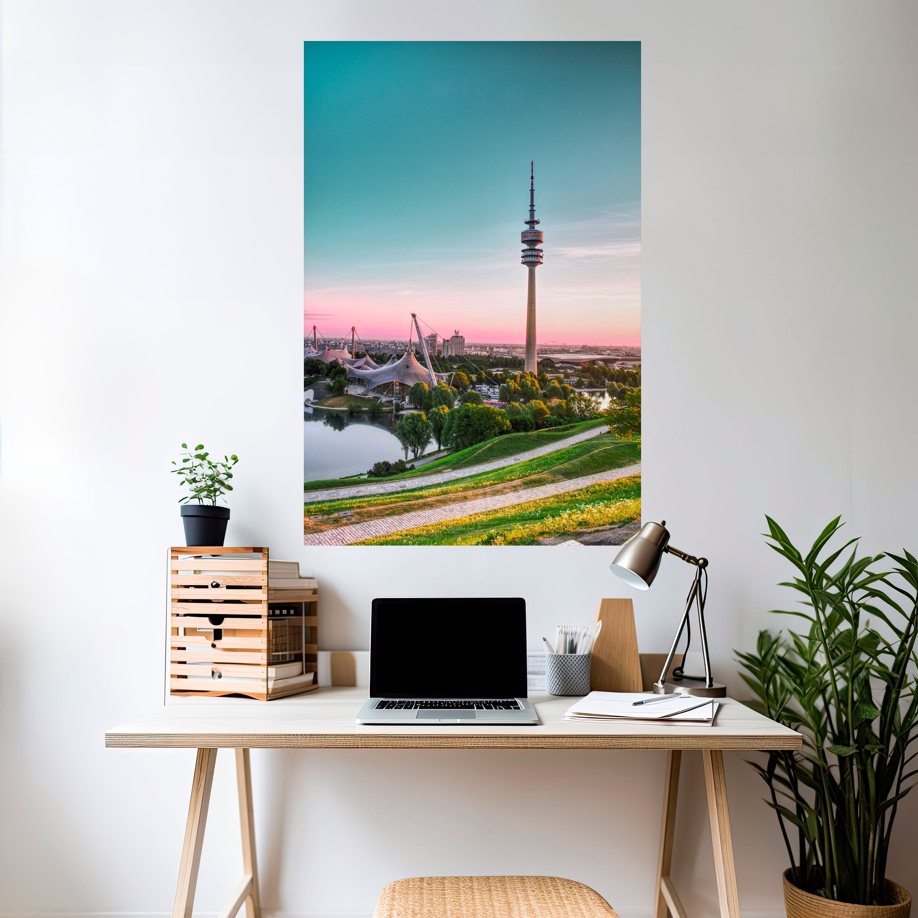 TOWERING DREAMSCAPE Naklejka/Plakat pionowy