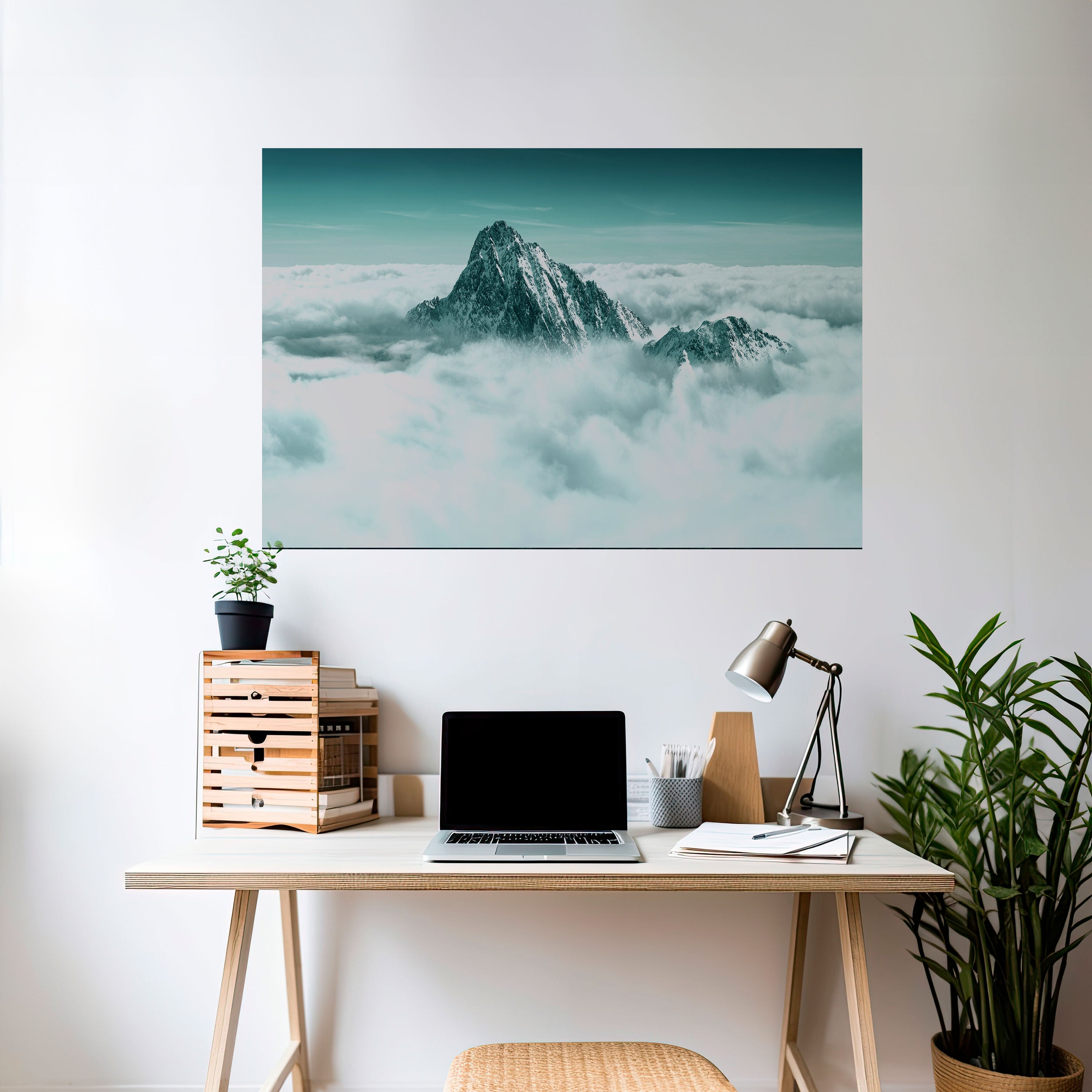 CLOUD-KISSED PEAK Naklejka/Plakat poziomy