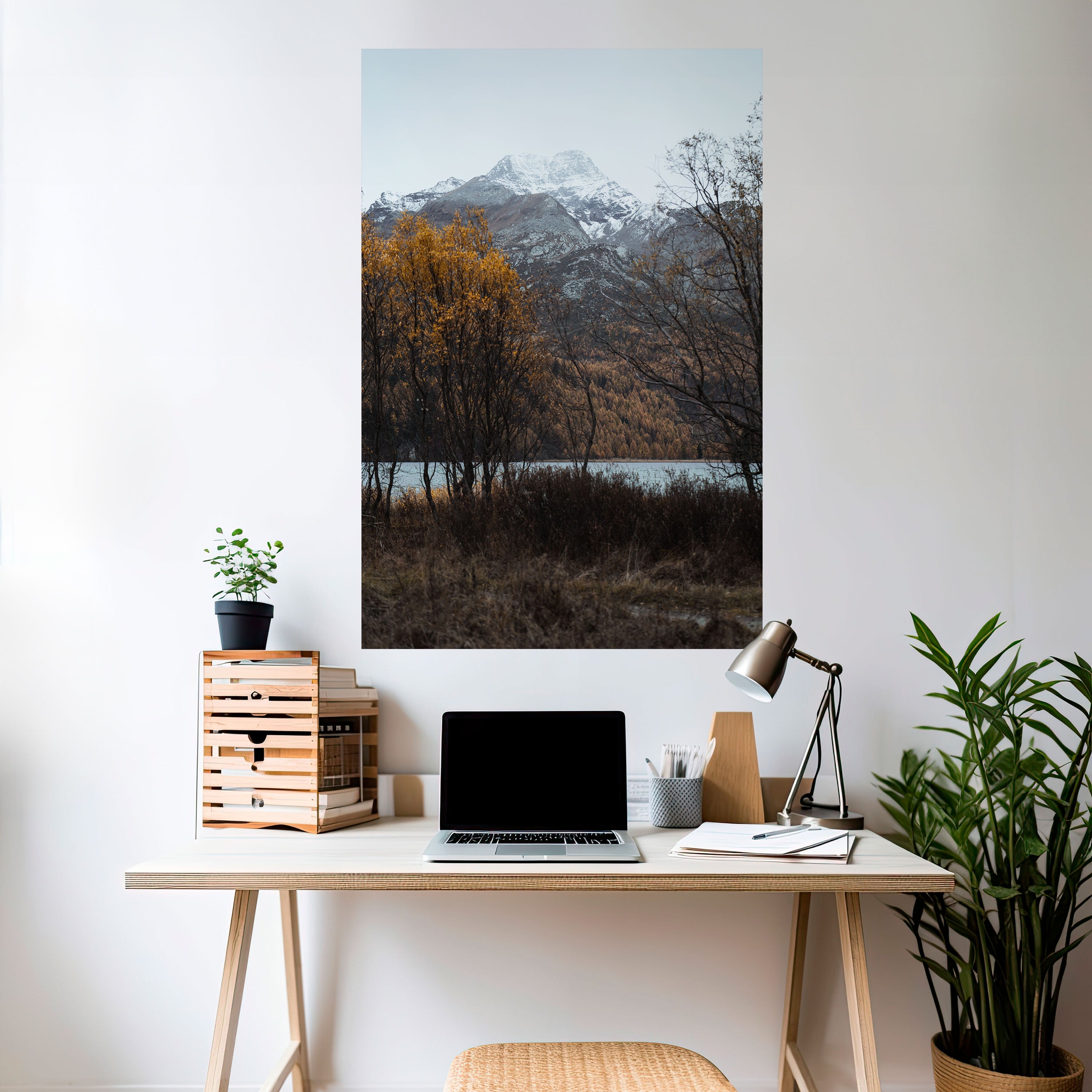 AUTUMN'S SILENT EMBRACE Naklejka/Plakat pionowy