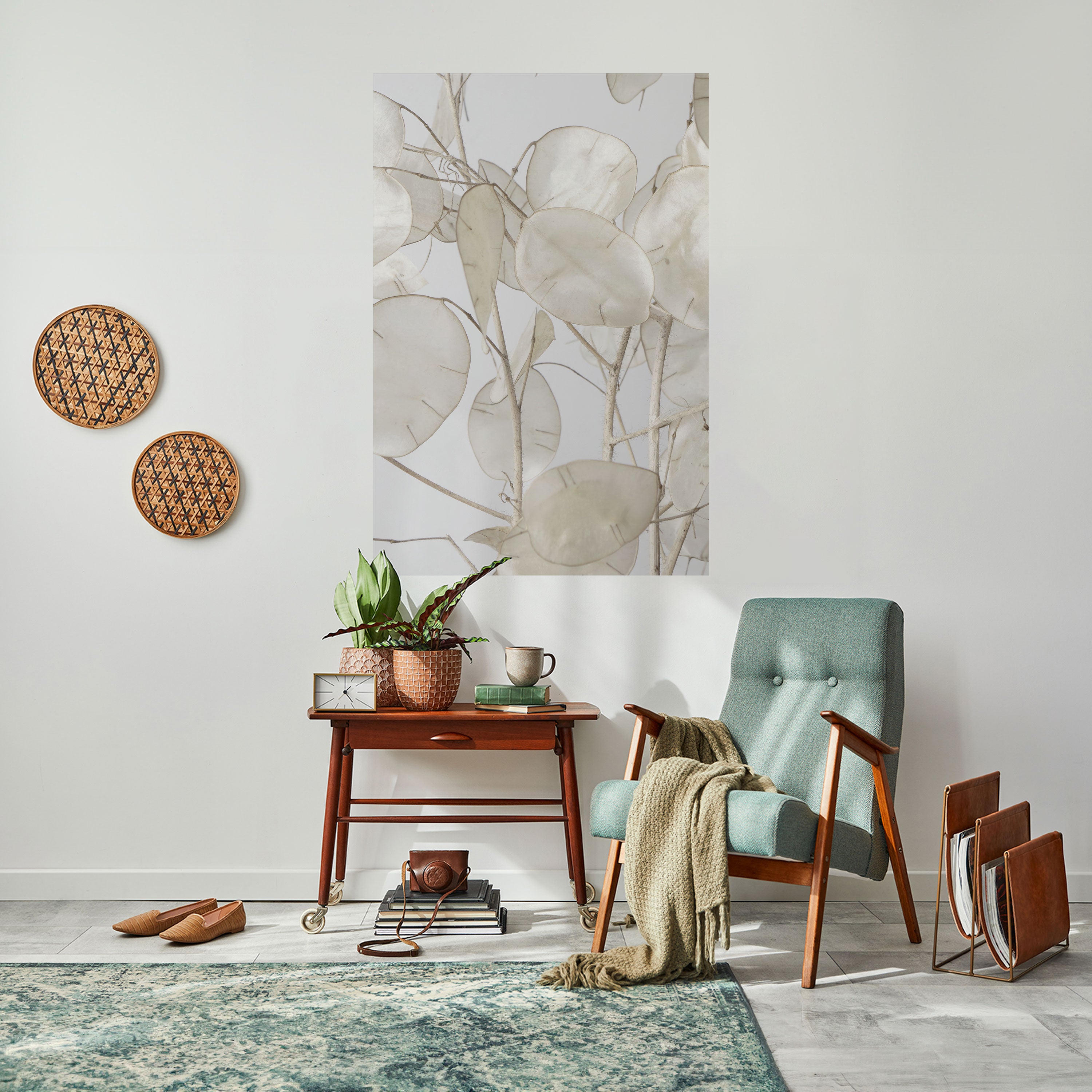 SILKY FOLIAGE WHISPERS Naklejka/Plakat pionowy