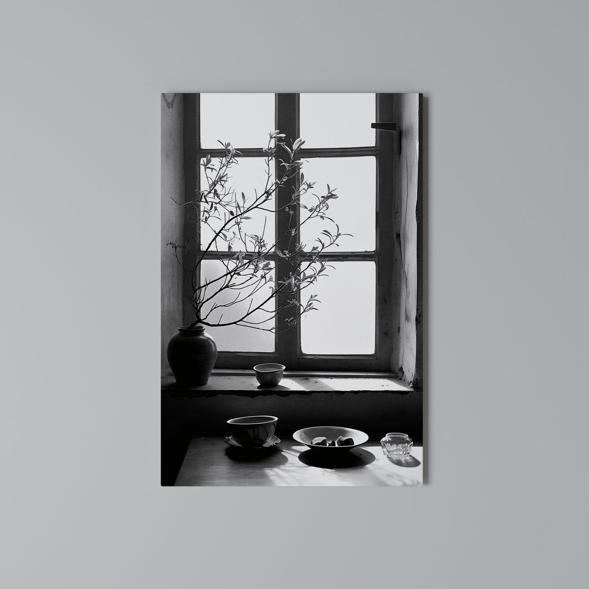 WHISPERING WINDOW LIGHT Pionowy obraz na płótnie
