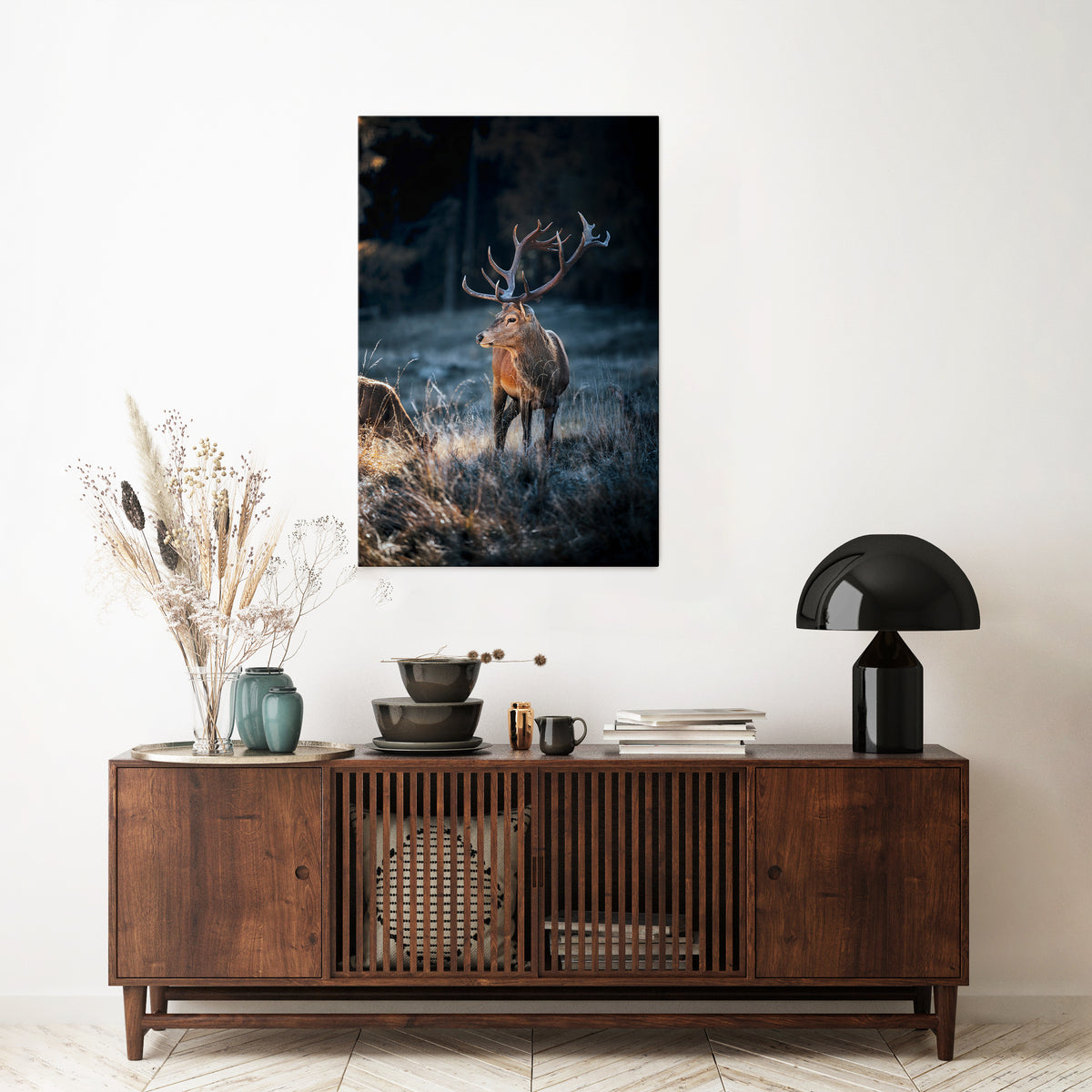 ANTLERED REGALITY Pionowy obraz na płótnie
