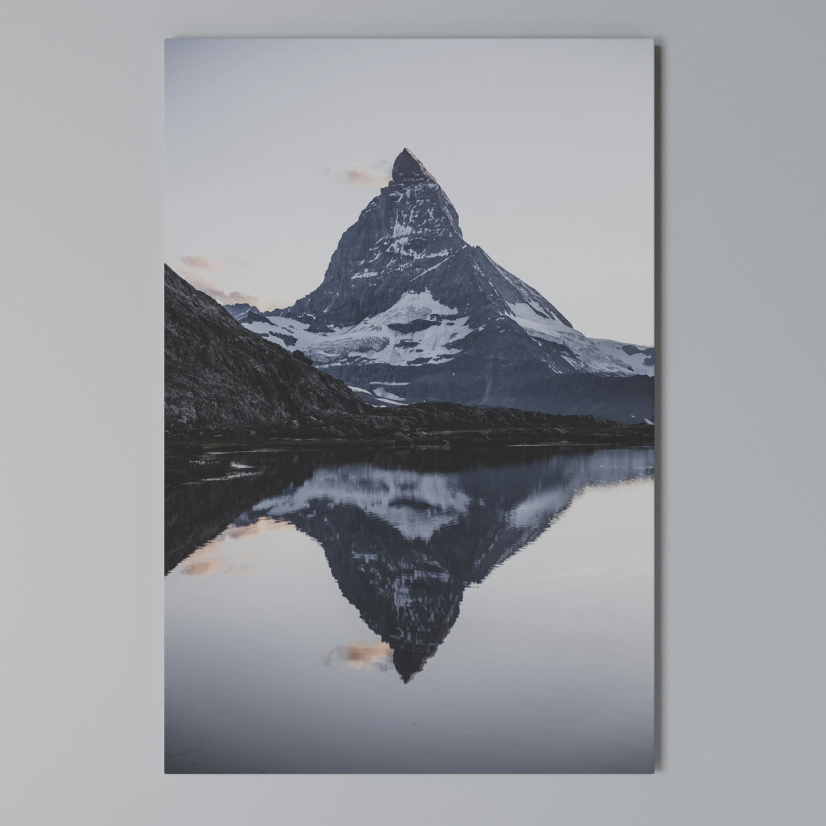 MEMORY OF MATTERHORN Pionowy obraz na płótnie