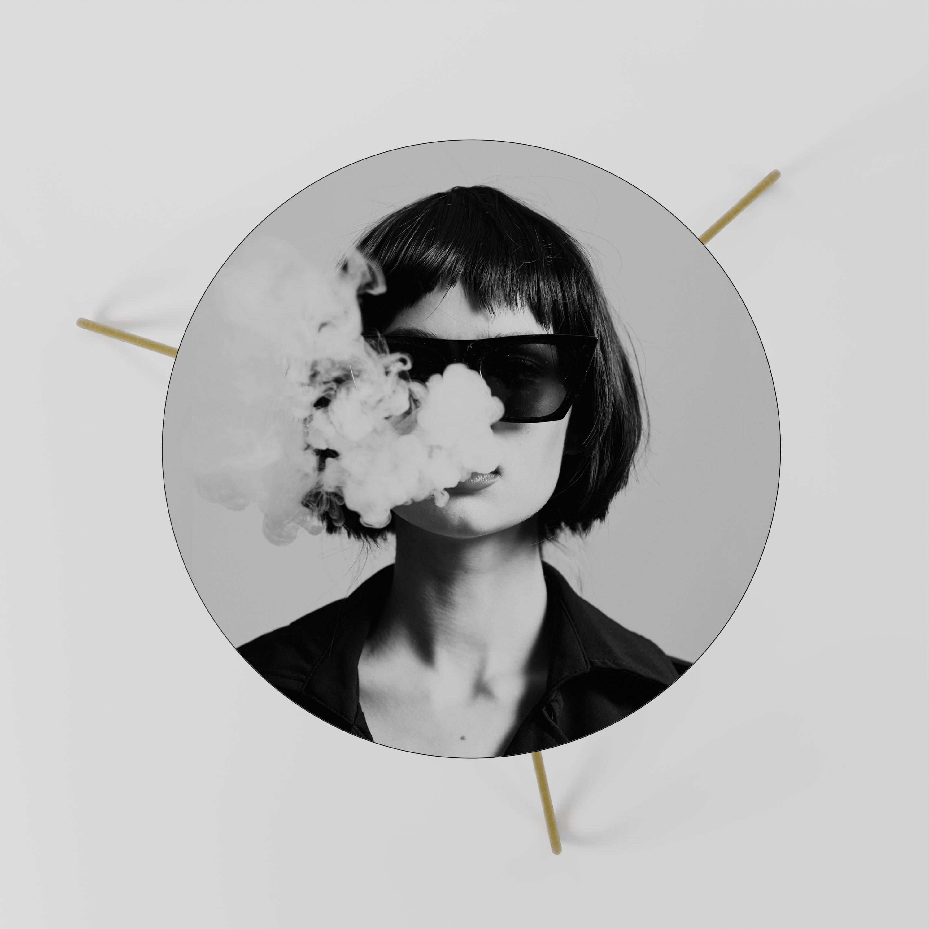 SMOKY BELLE Stolik kawowy mały
