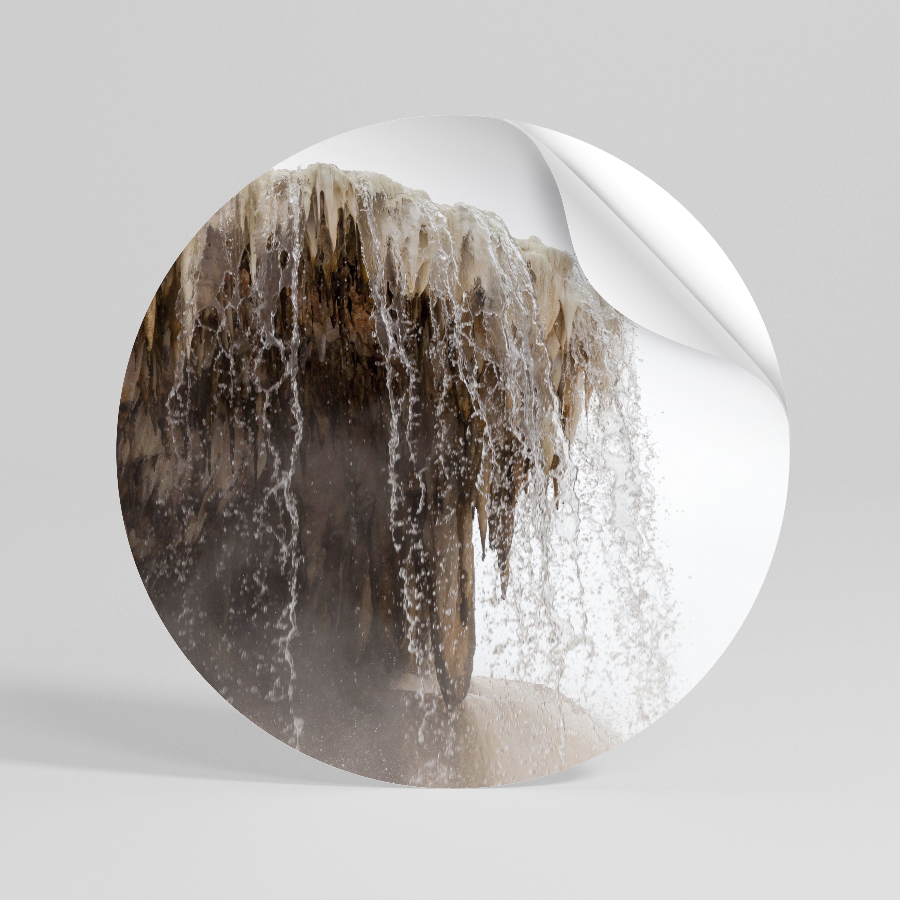 MAMMOTH HOT SPRINGS Naklejka - okrągła