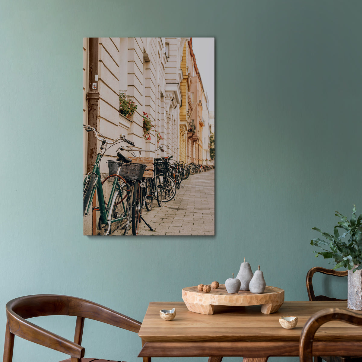URBAN CYCLE HAVEN Pionowy obraz na płótnie