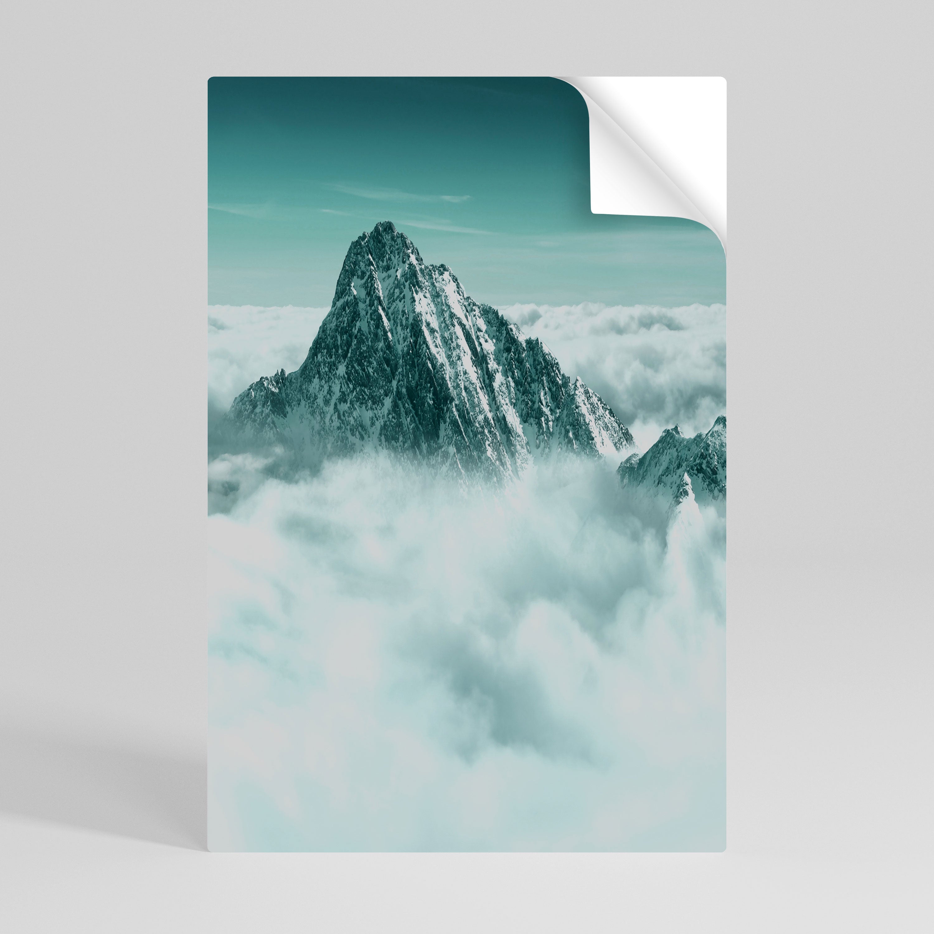 CLOUD-KISSED PEAK Naklejka/Plakat pionowy