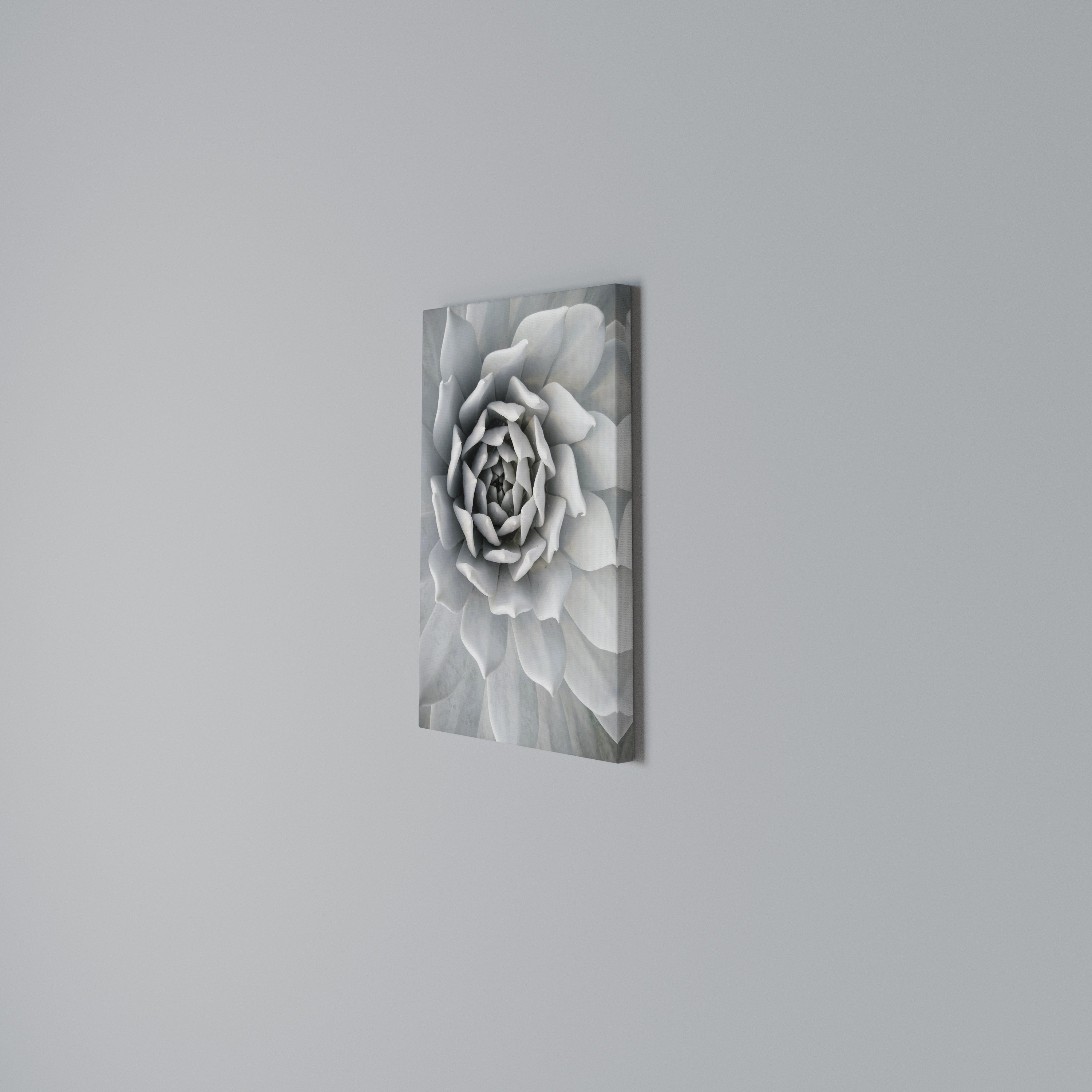 ELEGANT PETAL SWIRL Pionowy obraz na płótnie