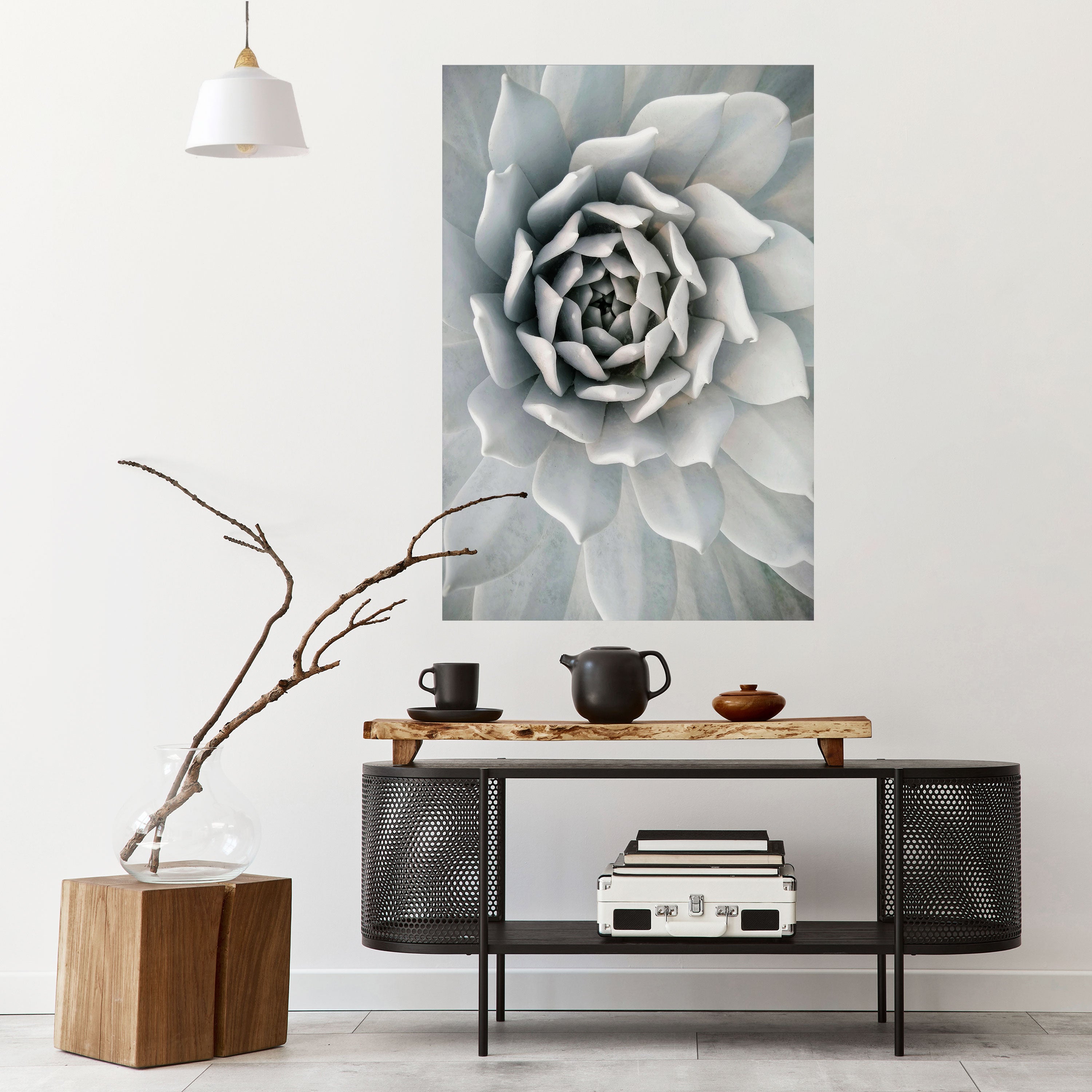 ELEGANT PETAL SWIRL Naklejka/Plakat pionowy