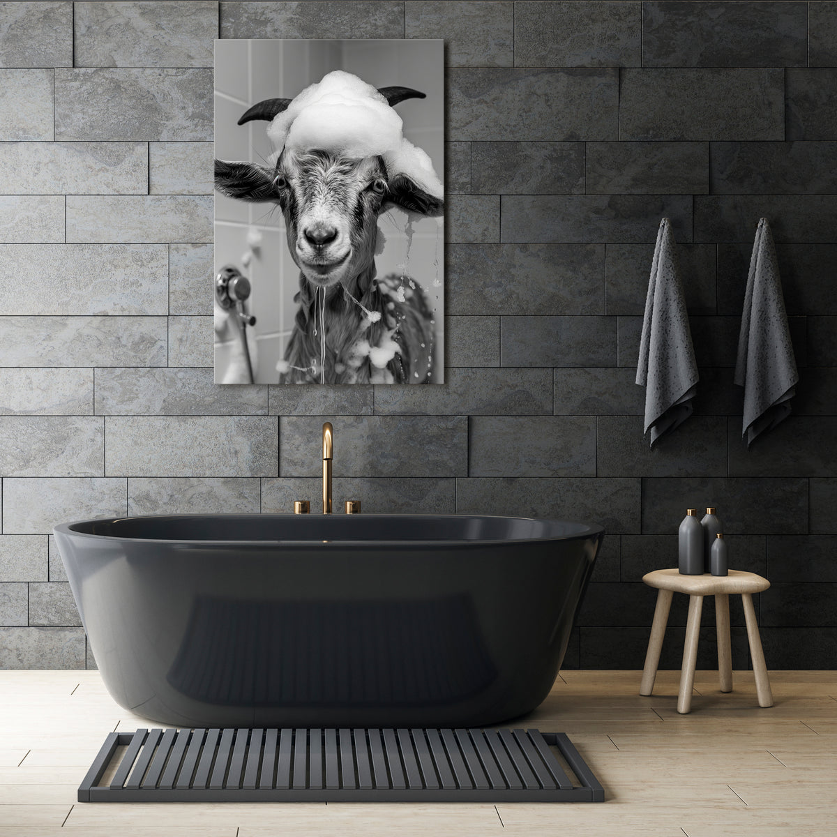 SOAPY GOAT GIGGLES Pionowy obraz na płótnie